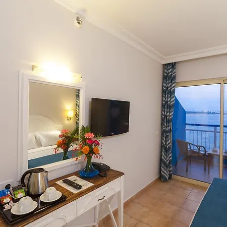 Kamer Ξενοδοχείο