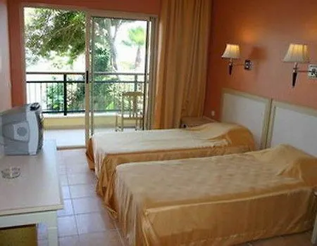 Ξενοδοχείο Kamer