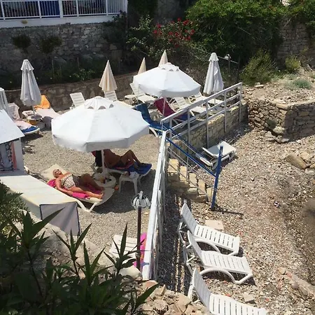 Ξενοδοχείο Kamer 4*